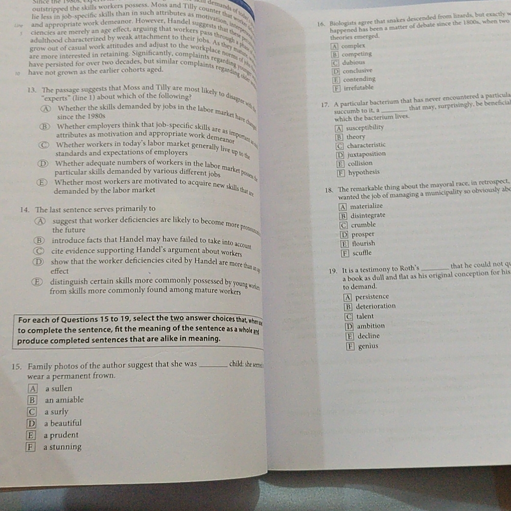 Official GRE verbal reasoning vol 1 - Picture 6 of 7